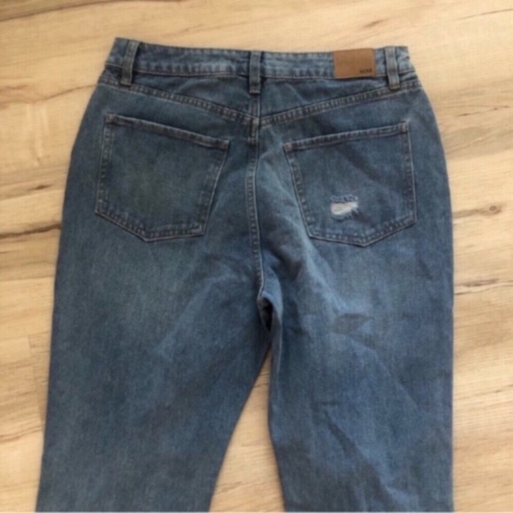 NEW!!! Aeropostale Distressed Mom Jeans - Picture 3 of 11
